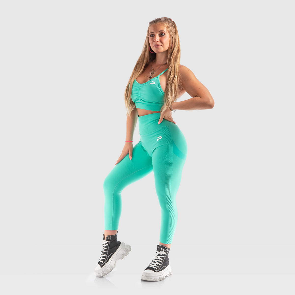TOP AZURA - Top femminile sportivo (Vari colori)